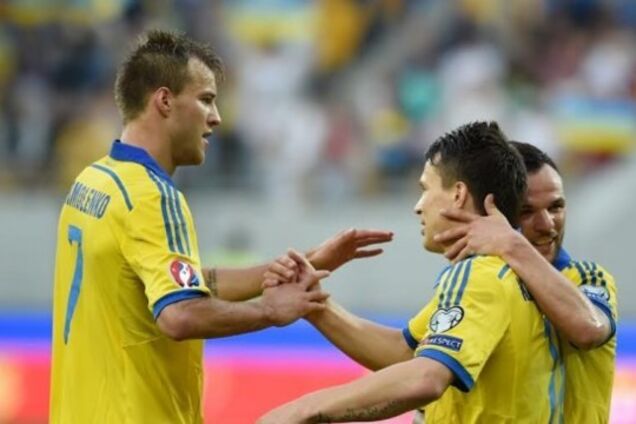 Лидера сборной Украины выгоняют из клуба