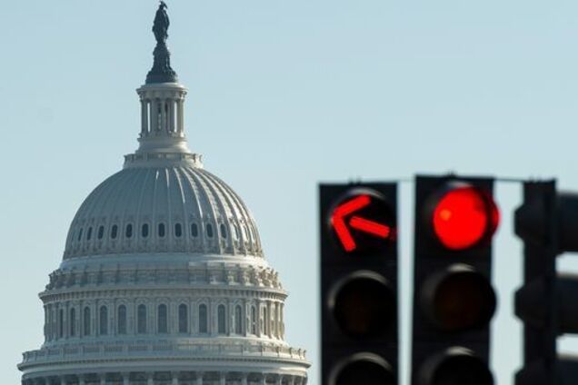 ''До свидания!'' Кризис из-за ''шатдауна'' в США усугубился: что будет дальше