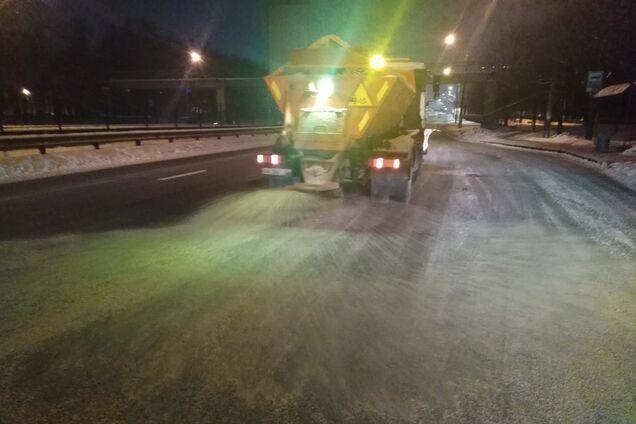 Столичні служби підготувалися до снігопаду 12 січня – КМДА