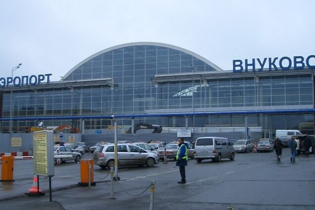 'Людей не выпускали!' В Москве произошло странное ЧП с самолетом