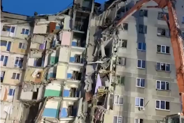 Смертельный взрыв в Магнитогорске:  жуткий снос подъезда попал на видео
