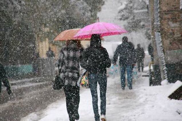 Сніг і лавинна небезпека: синоптики попередили про складну погоду в Україні