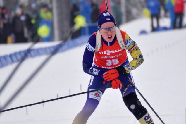 Страшные падения и сенсационный итог: состоялась женская эстафета Кубка мира по биатлону