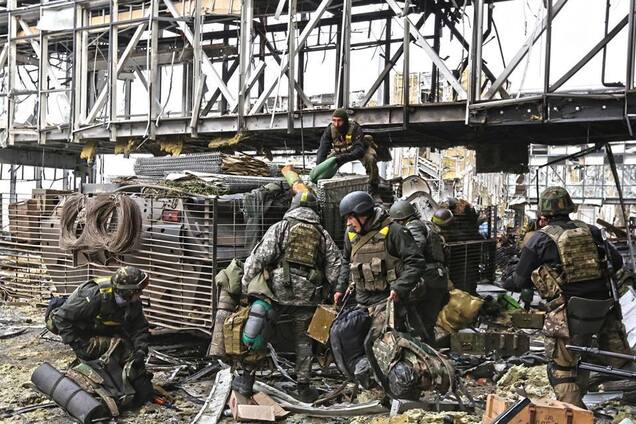 Донецкий аэропорт: ни мертвым, ни живым не суждено было дождаться своей 'чайки'