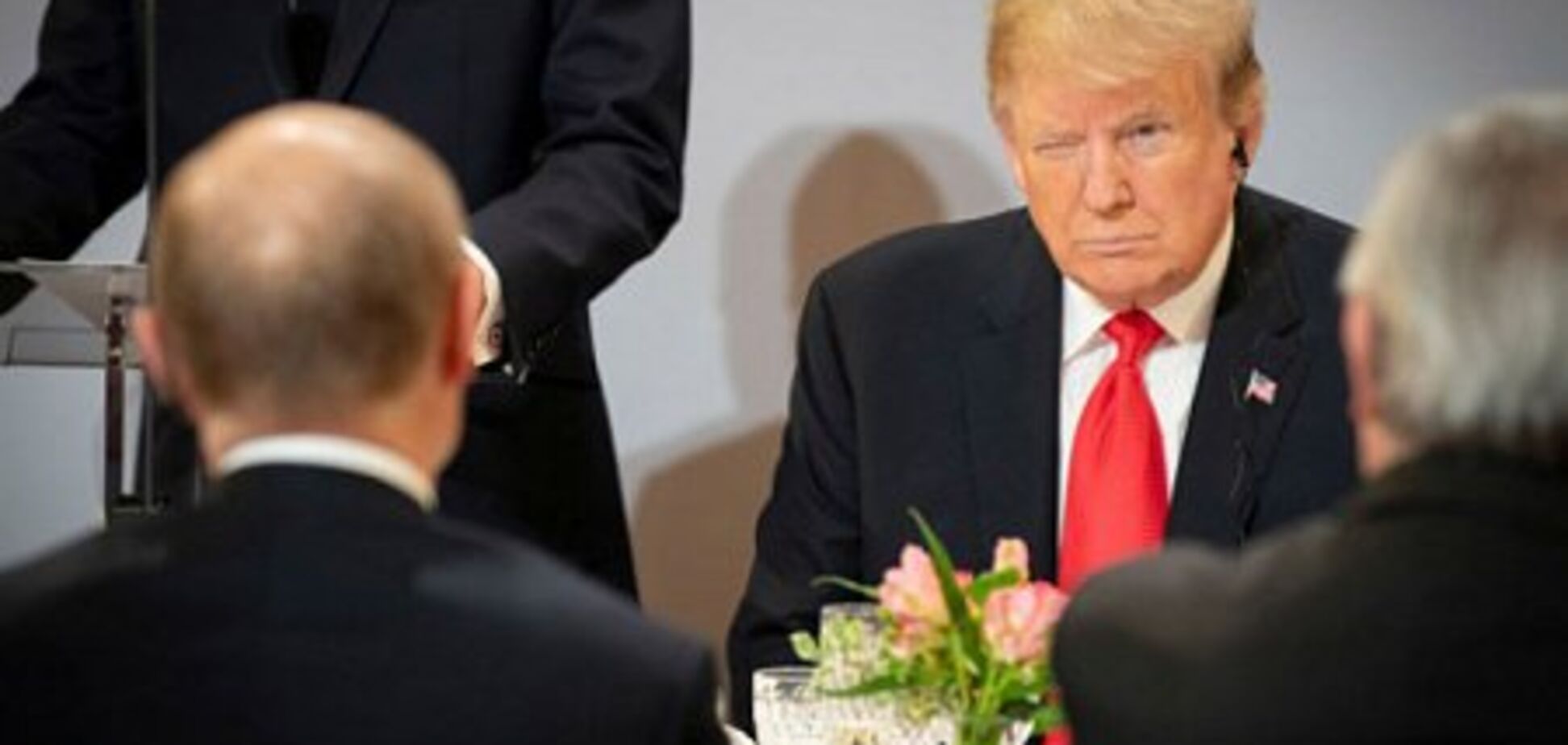 Працює на Росію? Журналісти підловили Трампа на двозначній відповіді