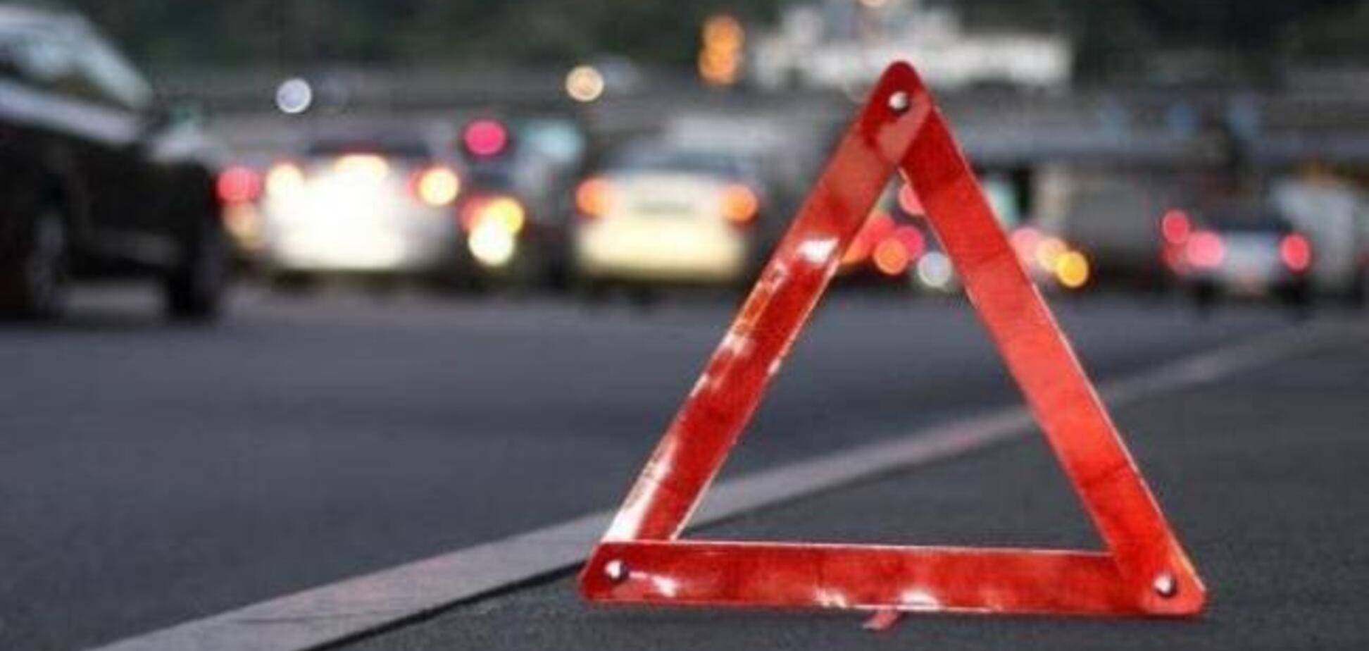 В Запорожье в результате лобового столкновения автомобилей пострадали 3 человека