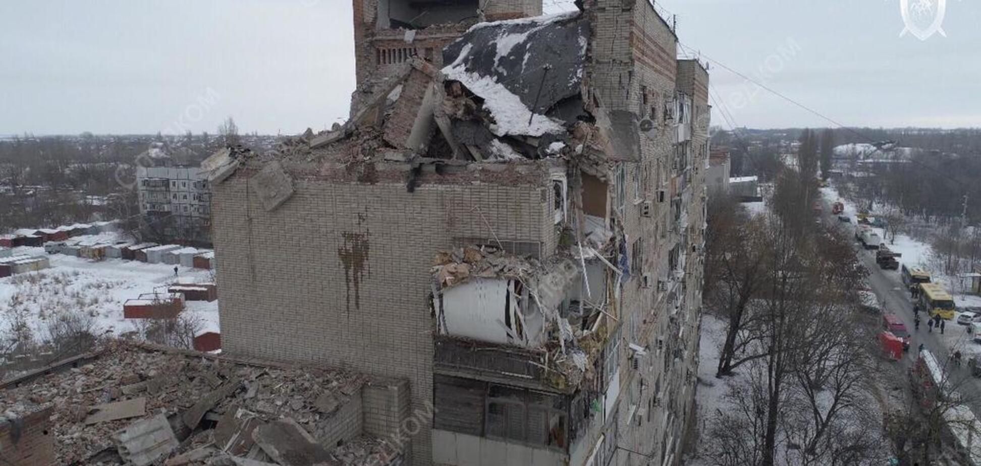 Взрыв дома в Шахтах: опубликованы страшные фото разрушений