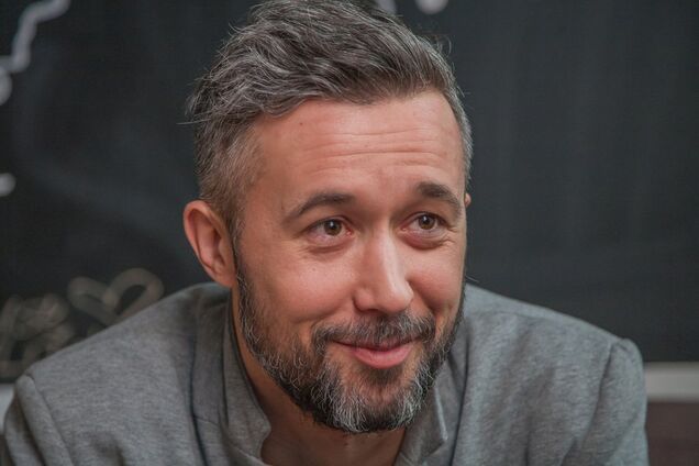 ''Очень смело'': украинский певец с супругой показались голыми в Instagram