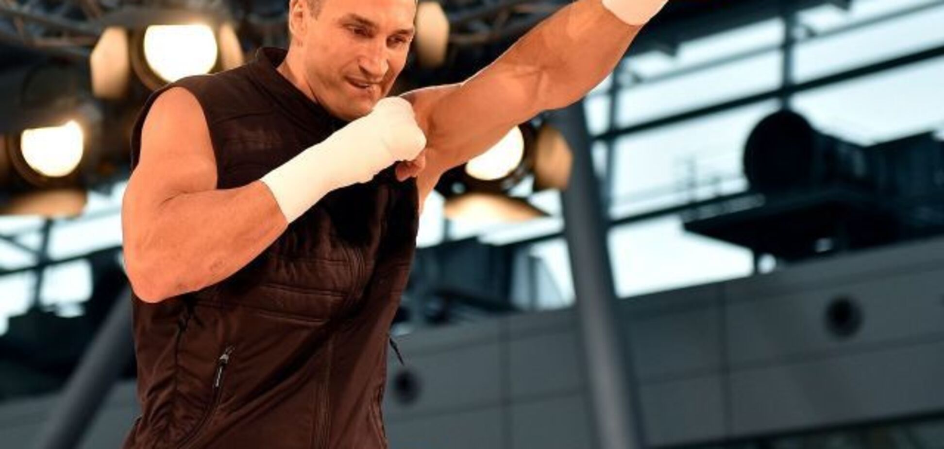 ''Усик на подходе'': известный промоутер прокомментировал возвращение Кличко