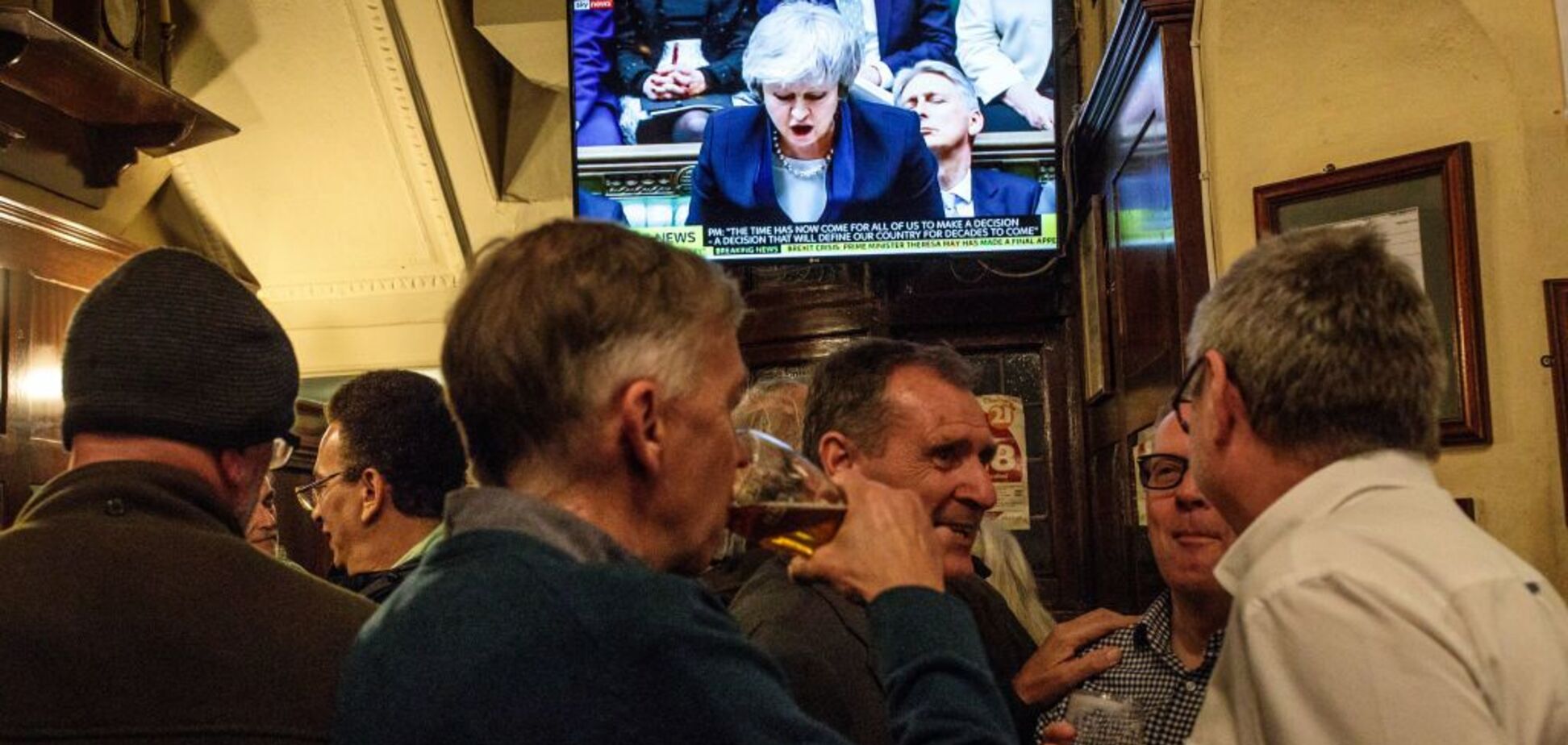 Британское правительство потерпело поражение