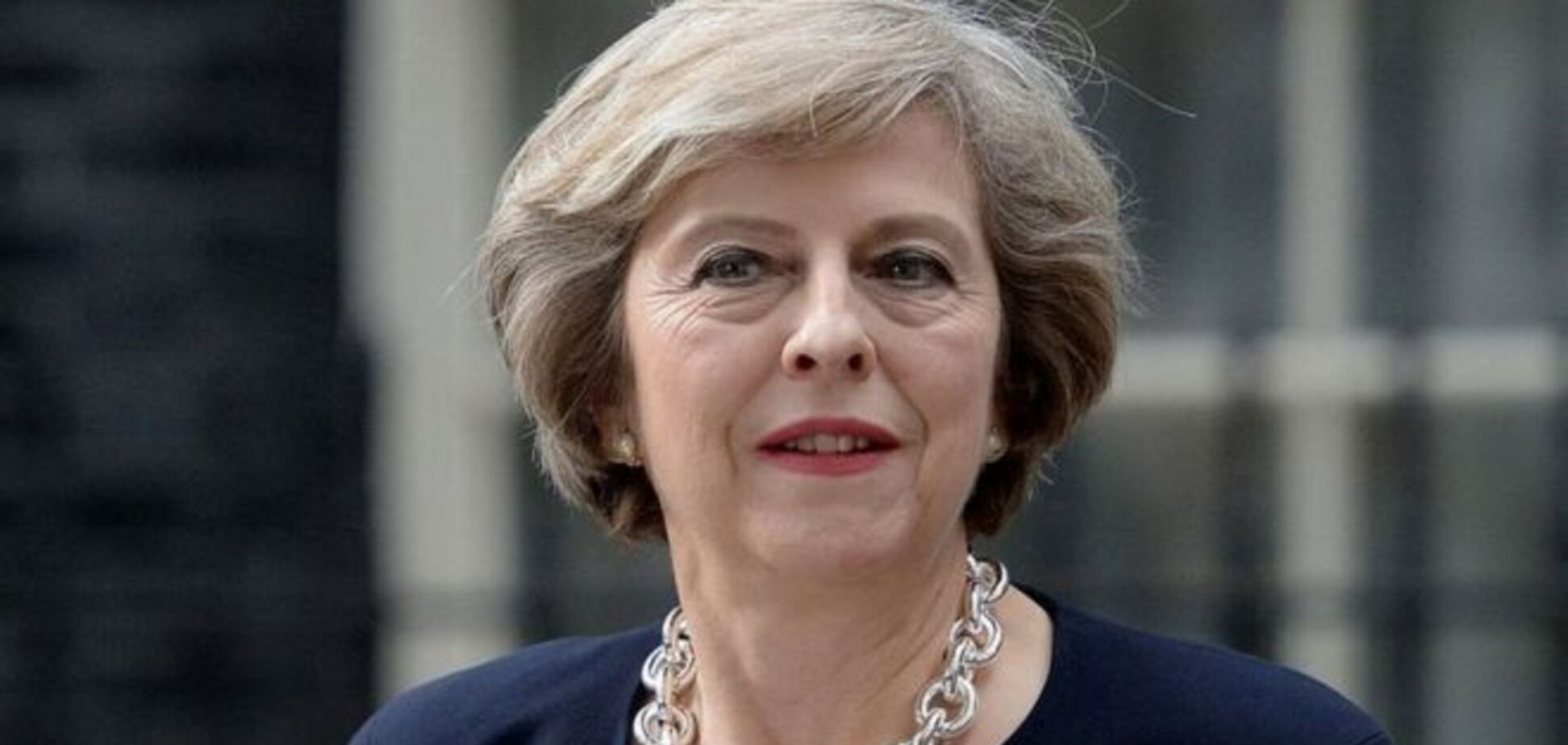 Мэй оставили премьером Британии: что будет с Brexit