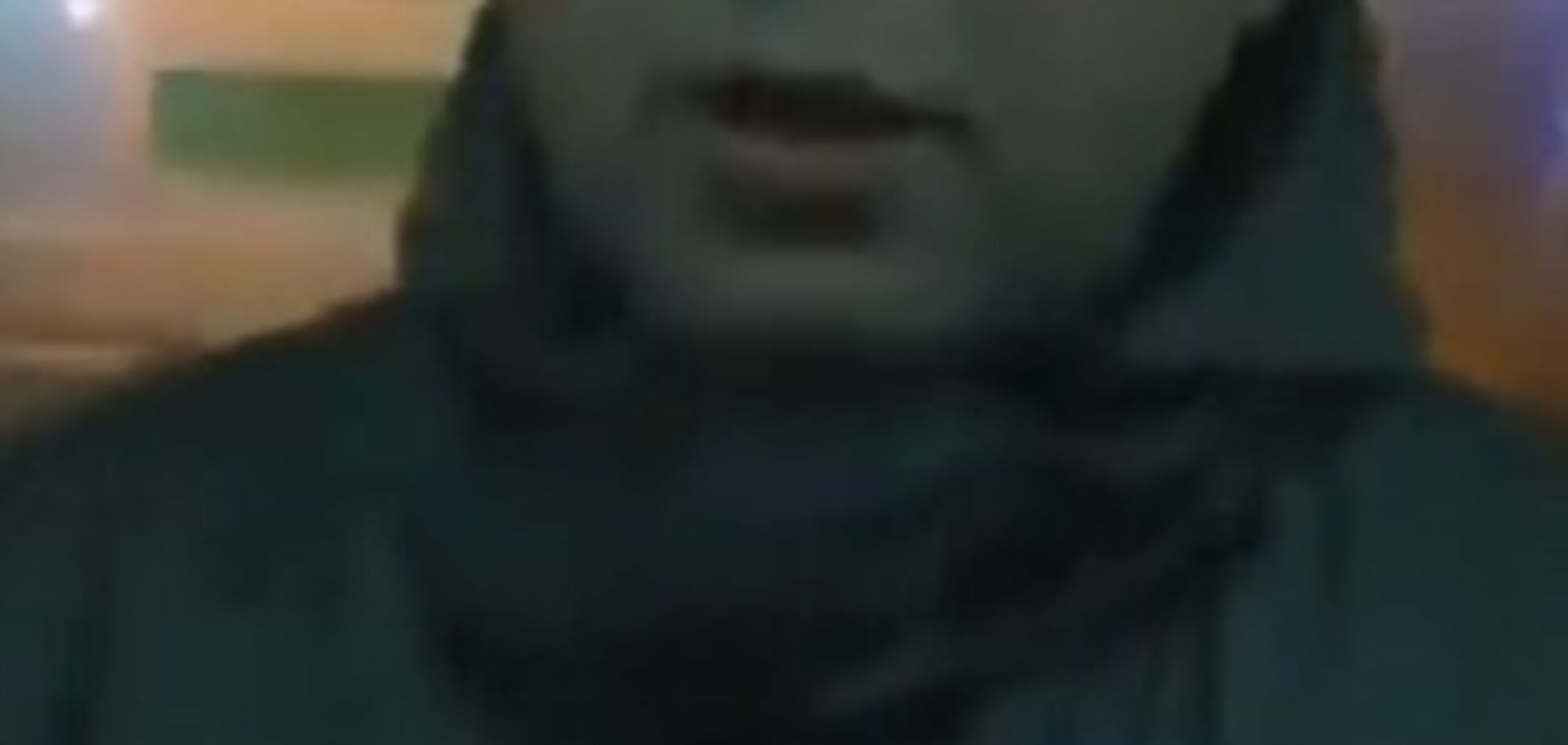 ''Билет валяется, ищи!'' В Киеве пассажир троллейбуса ногами избил контролера