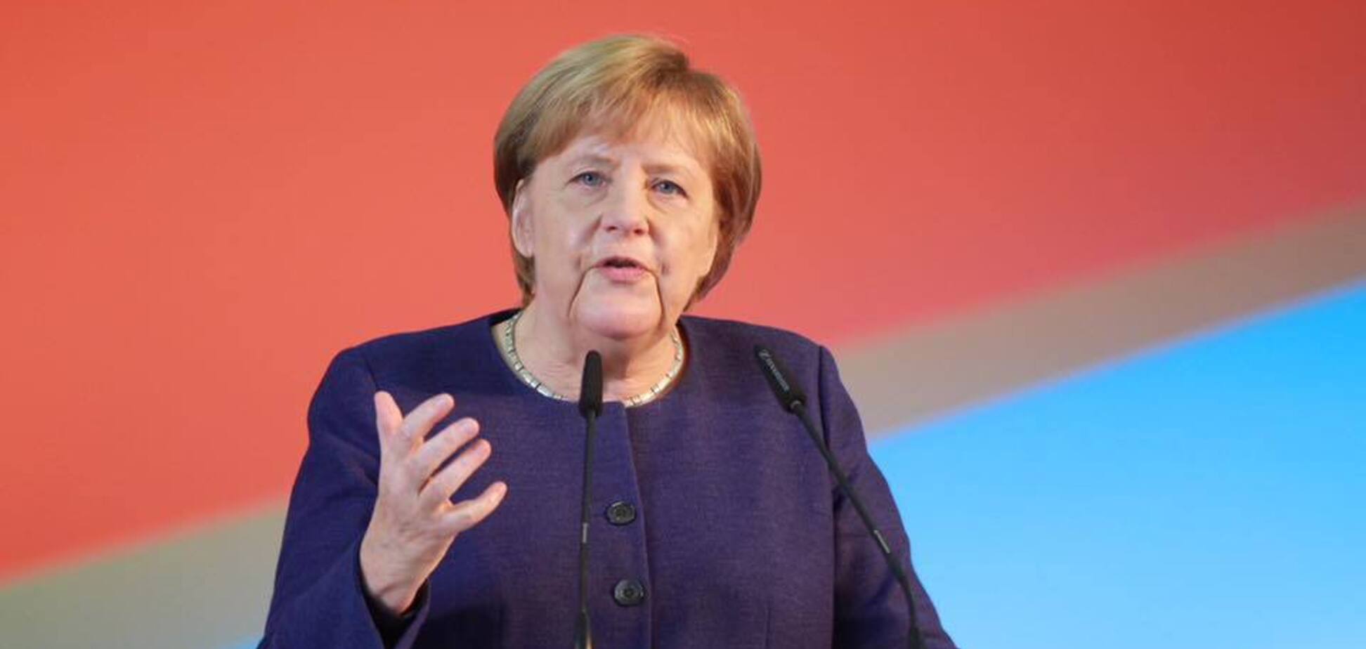 ''Меркель особисто просила Путіна'': Лавров розповів про ''торги'' щодо України