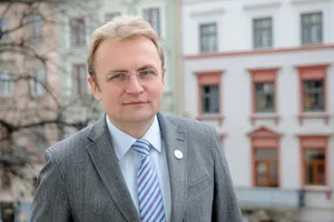 Готов ли я сесть за стол переговоров с Путиным? Конечно — Садовый