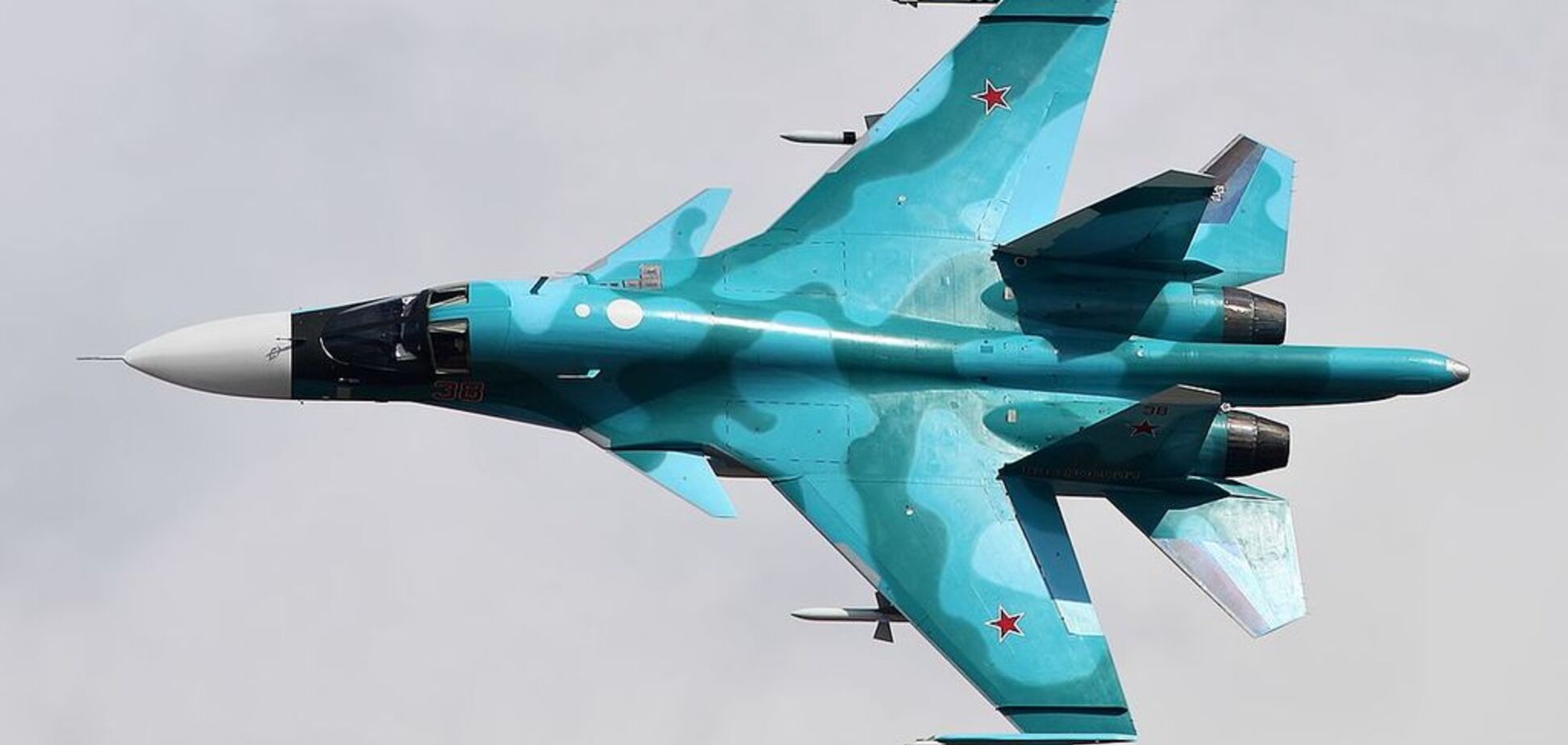 В России два истребителя столкнулись в небе: все подробности