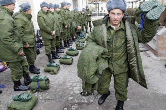 'В Сирию на пароме?' Крымчан разгневал призыв оккупантов на военную службу