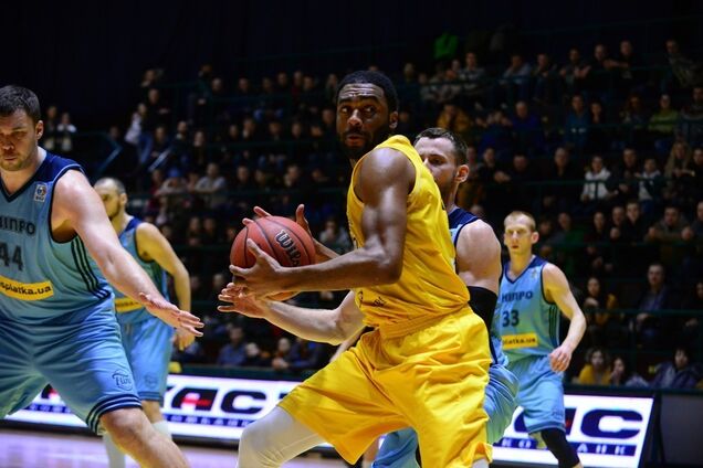 Волевые победы Киева и Черкасс: результаты Суперлиги Пари-Матч