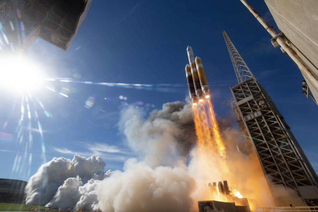 США вывели на орбиту Земли секретный спутник: как это было