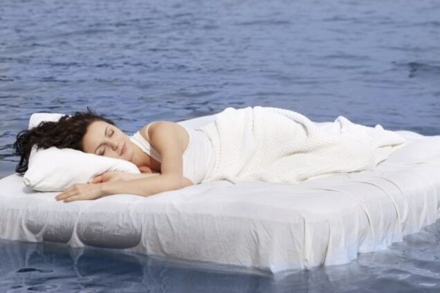 Сон і міфи: скільки потрібно спати і чи варто вірити сонникам