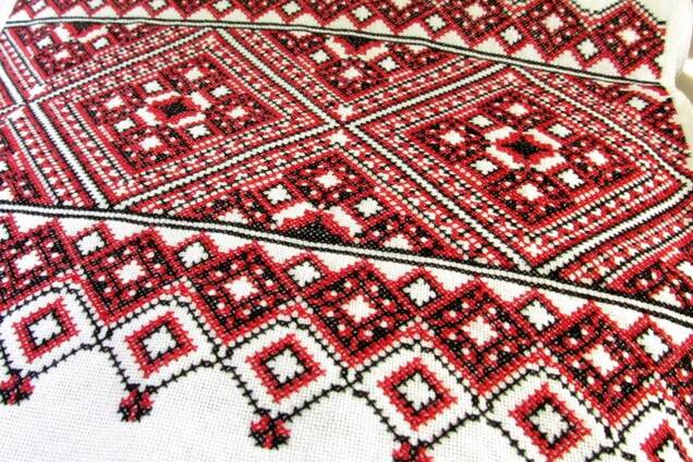 Не тіште себе: ближче до виборів всі ''русскоязичні'' вишиванки натягнуть