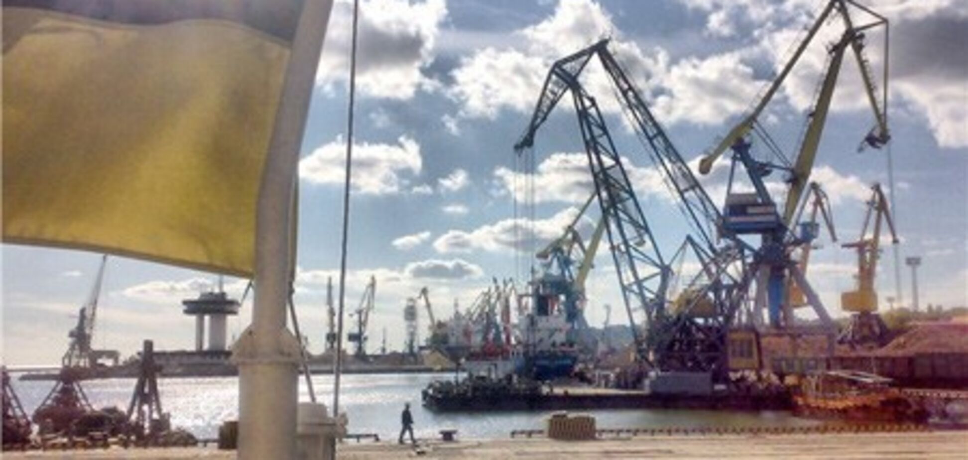 Мариупольский порт вышел в лидеры по перевалке металла