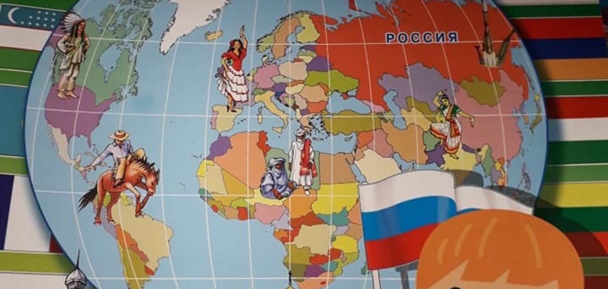 'Забивають дітям голови пропагандою': в Латвії забили на сполох через карти з 'російським' Кримом