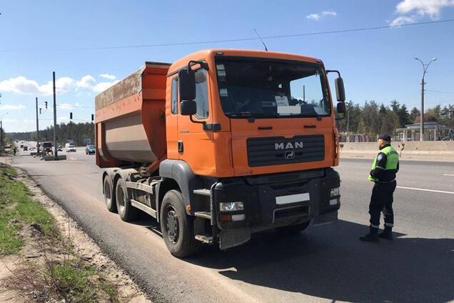 Убережет дороги от разрушения: в Украине введут европейские правила