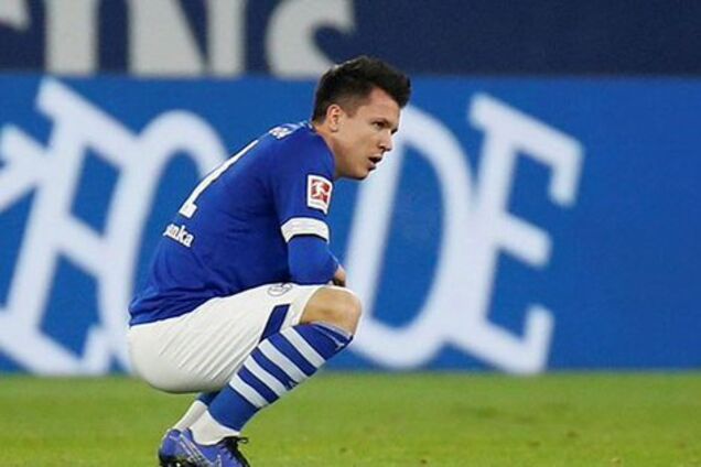 Трансфер сорвался: Коноплянку заставили вернуться в ненавистный клуб