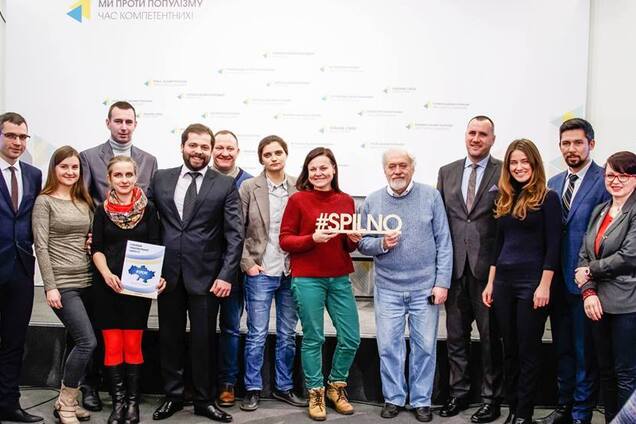 ''Объединитесь или уходите'': активисты призвали выбрать единого кандидата в президенты