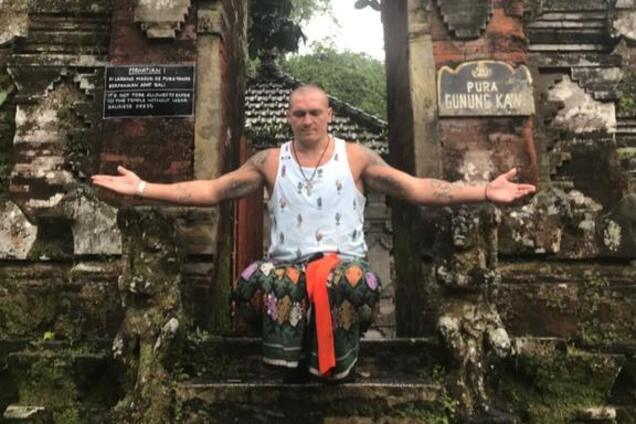 Усик попал в экстремальную ситуацию на Бали