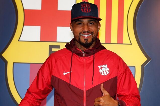 Трансферна бомба: 'Барселона' офіційно підписала ''репера''