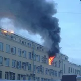 В центре Петербурга загорелся суд: первые фото и видео