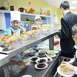 ''Резко встали с колен'': в России разозлились из-за провала ''русского мира''