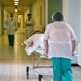 Где выгоднее лечиться: в Украине вводят новые правила для частных и госбольниц