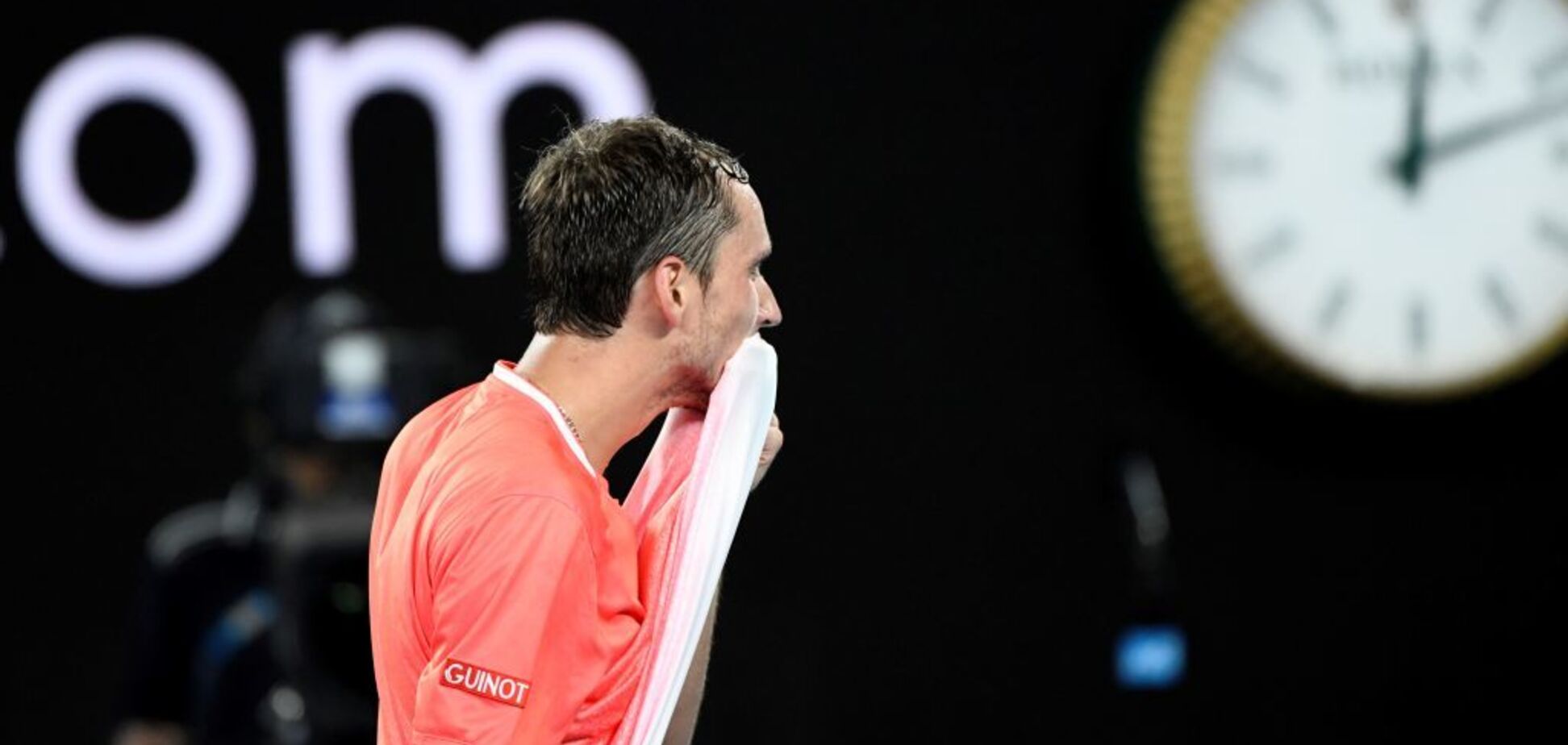 Российский теннисист устроил ''дебош'' на Australian Open - опубликовано видео