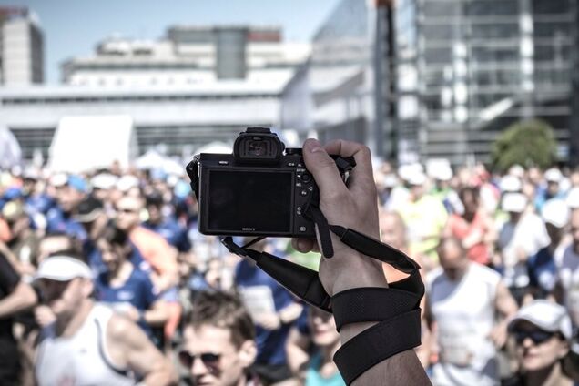 Деньги, еда и обогрев: как жителей Киева заманивают на предвыборные митинги