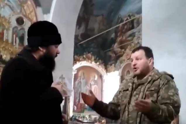 Выгнал из храма: на Винниччине священник РПЦ устроил перепалку с бойцом ВСУ