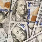 Доллар в украинских банках пробил новую отметку