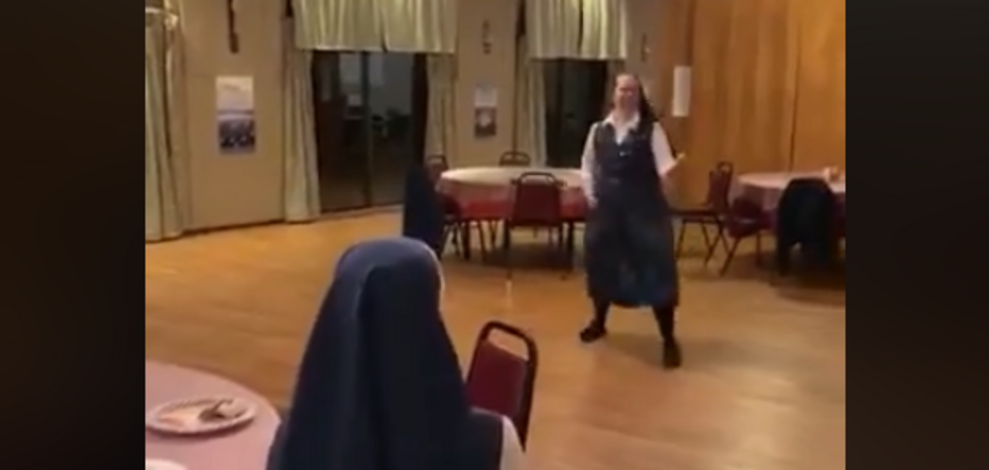 Монахини спели легендарную песню Queen и стали звездами сети. Зажигательное видео