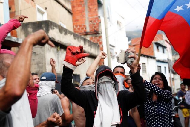 На помощь Мадуро? Путинские наемники ''Вагнера'' засветились в Венесуэле