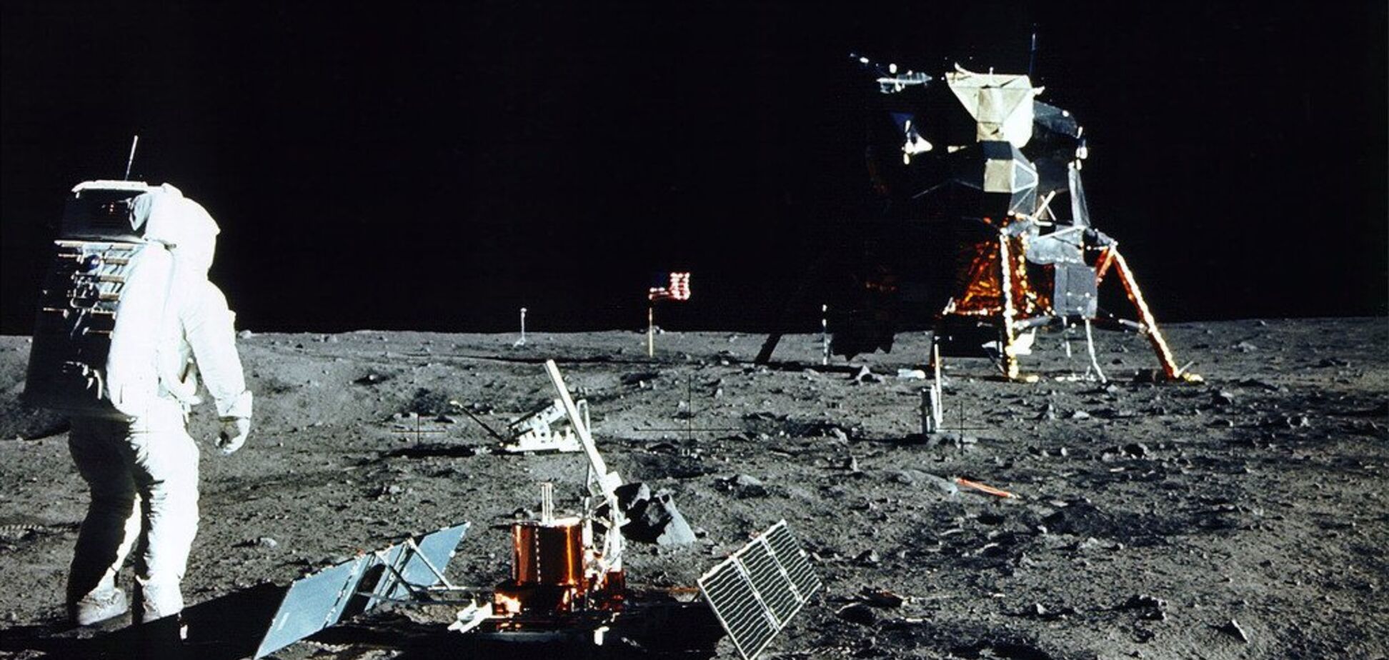 Більше 4 млрд років! Вчені виявили дивовижну знахідку на Місяці