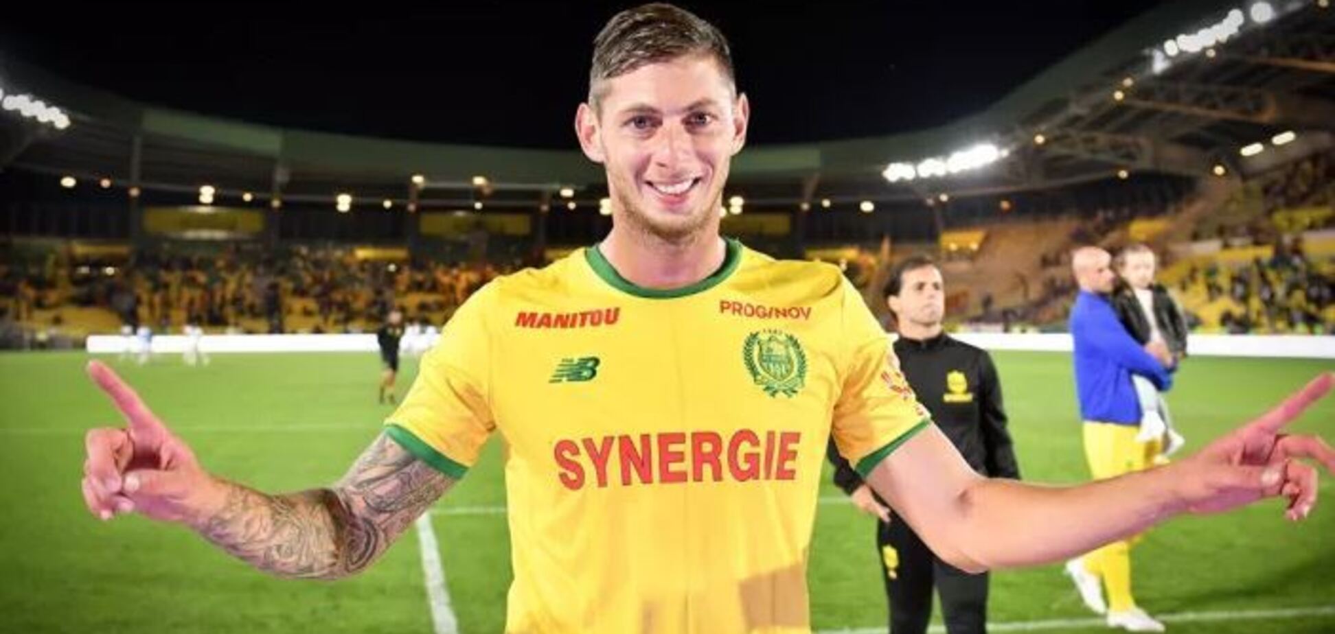 Піднято тіло з дна Ла-Маншу з літака на якому летів зниклий футболіст