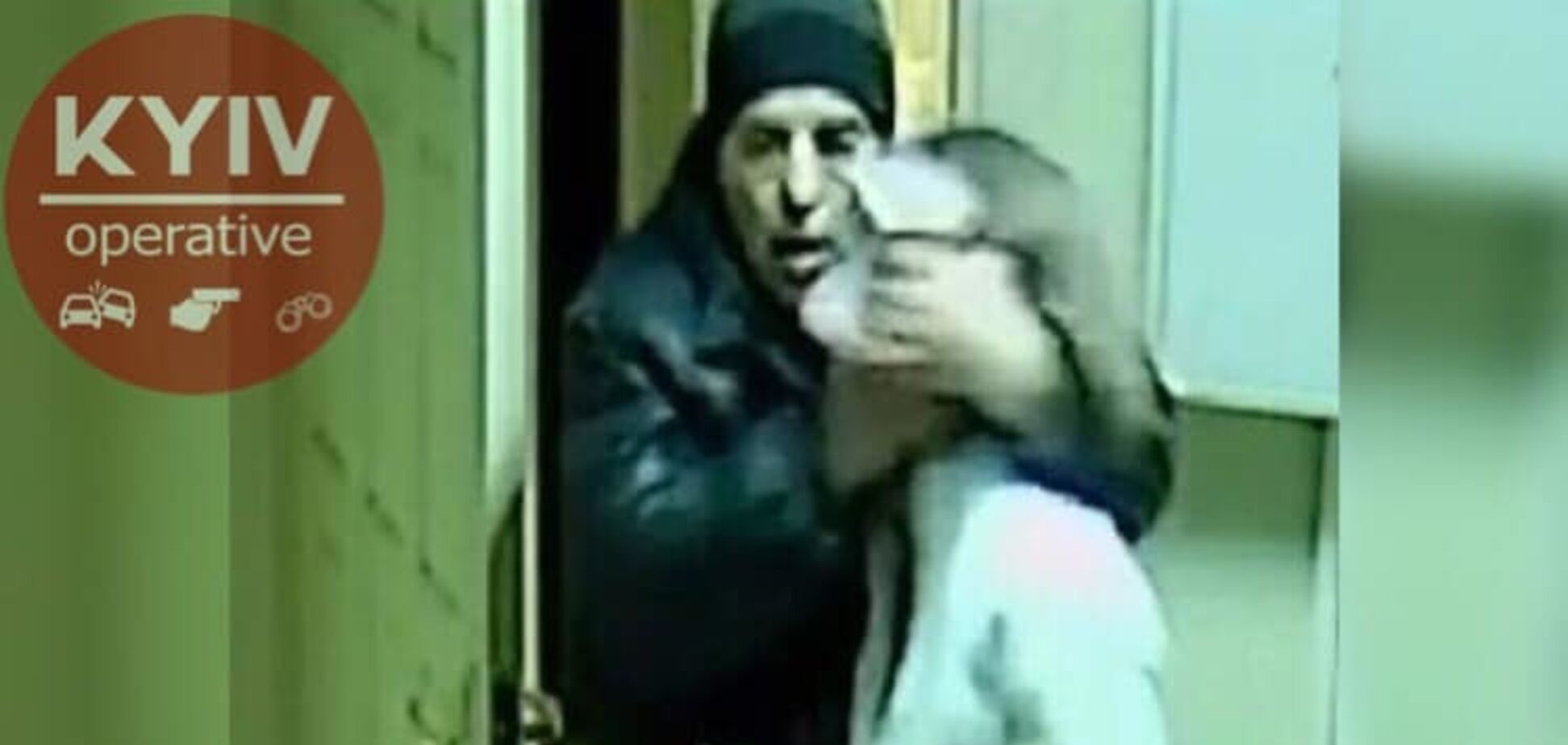 Затащил провизора в подсобку: в аптеке Харькова произошло жуткое преступление. Фото злодея