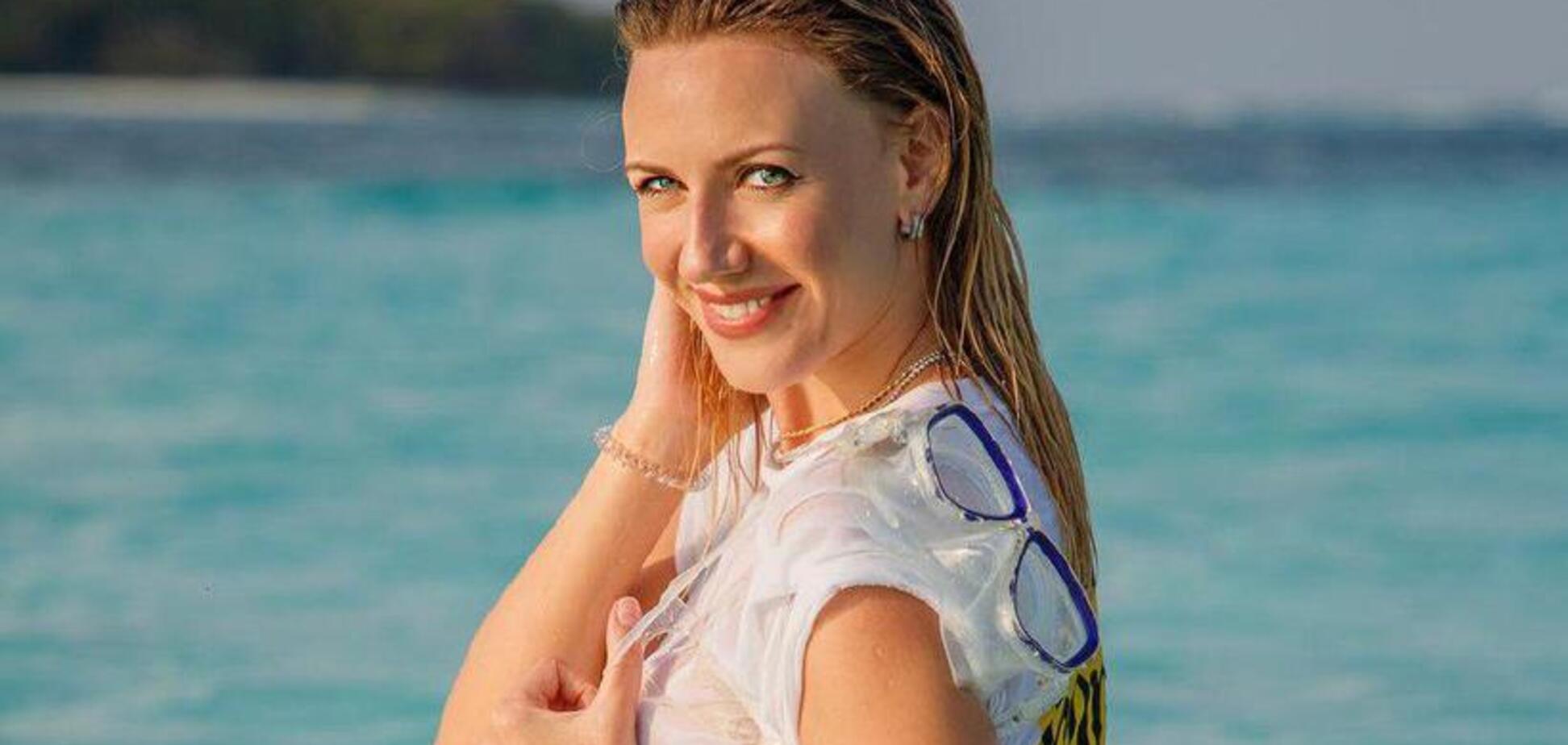 ''На це неможливо дивитися!'' Мокра Леся Нікітюк у купальнику викликала ажіотаж у мережі