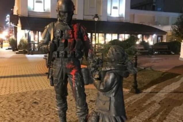 В Крыму надругались над ''зеленым человечком'': оккупанты в ярости