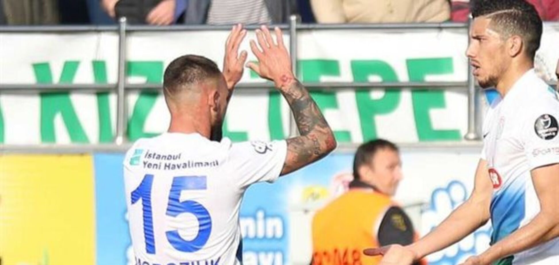 Екс-капітан 'Динамо' епічно дебютував за новий клуб