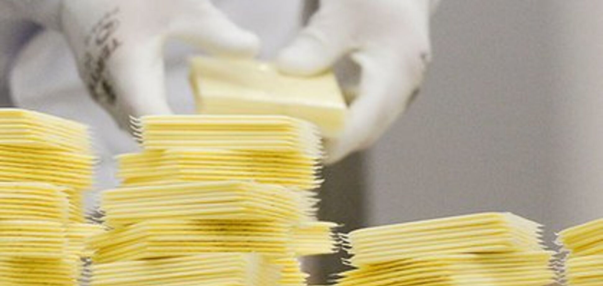 ''Заражено все!'' Украинцев предупредили об опасном молочном продукте