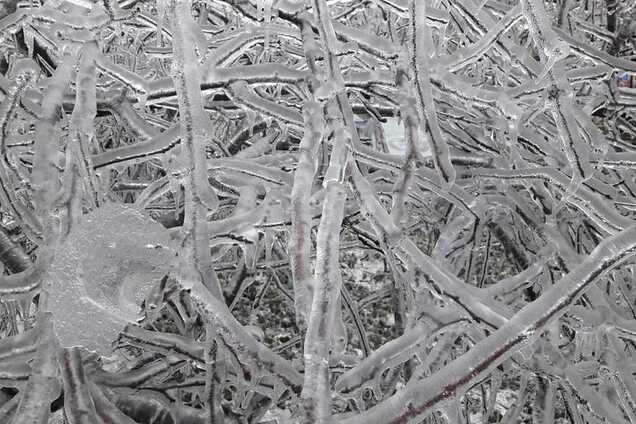 Румынию накрыл ледяной армагеддон: десятки пострадавших. Впечатляющие кадры