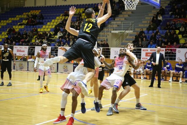 'Киев-Баскет' одолел 'Политехник' в Суперлиге Пари-Матч