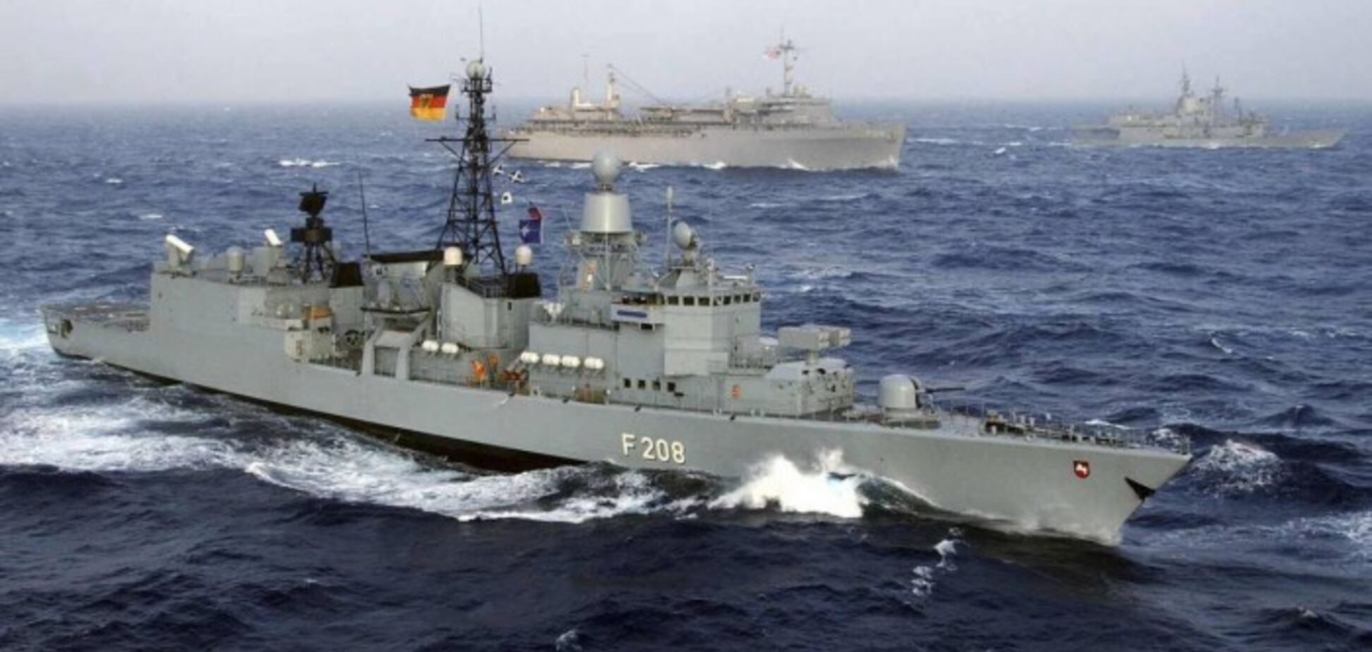 Десь здригнувся Путін: ще одна країна відправить кораблі на допомогу Україні